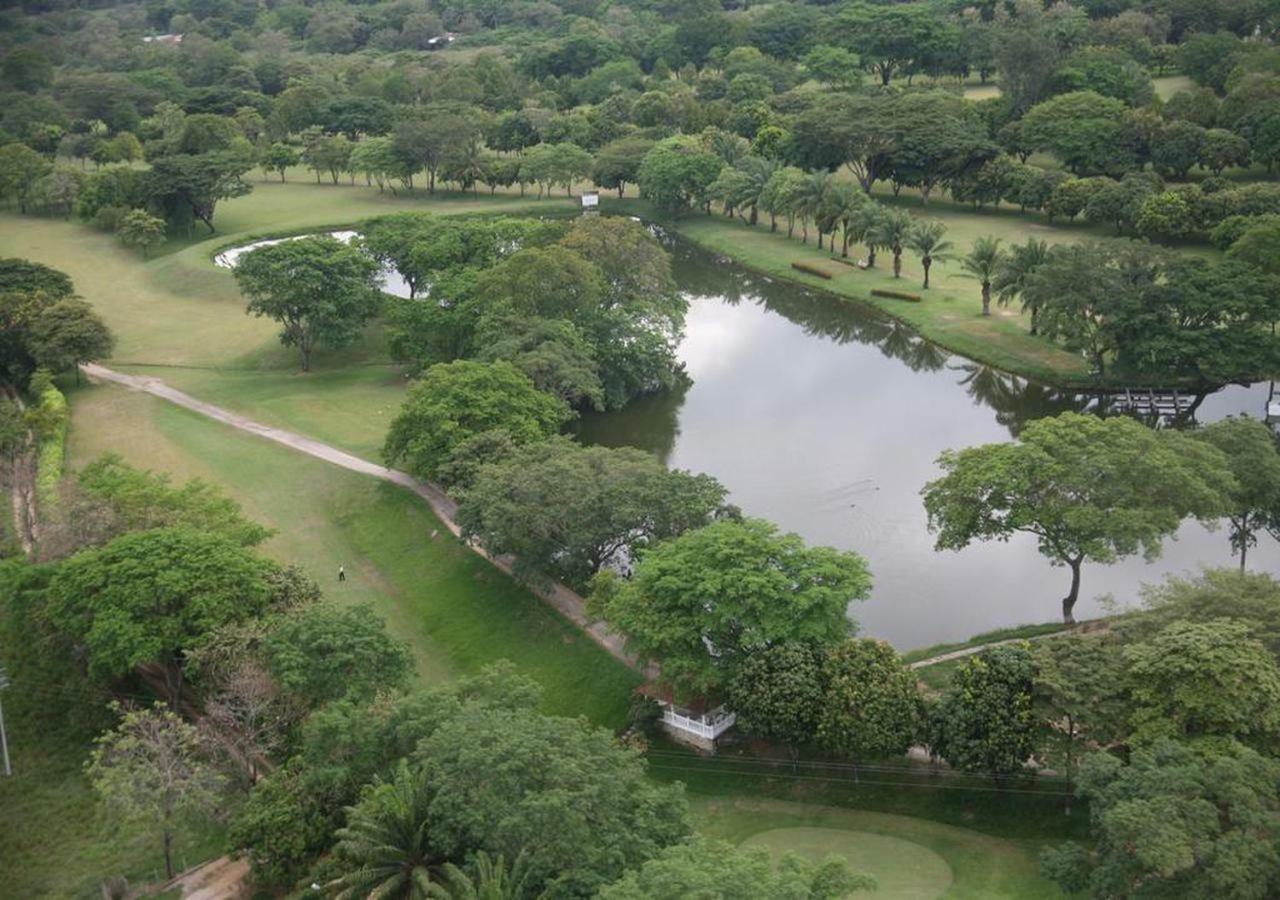 Club Campestre De Neiva Hotel Neiva  Buitenkant foto